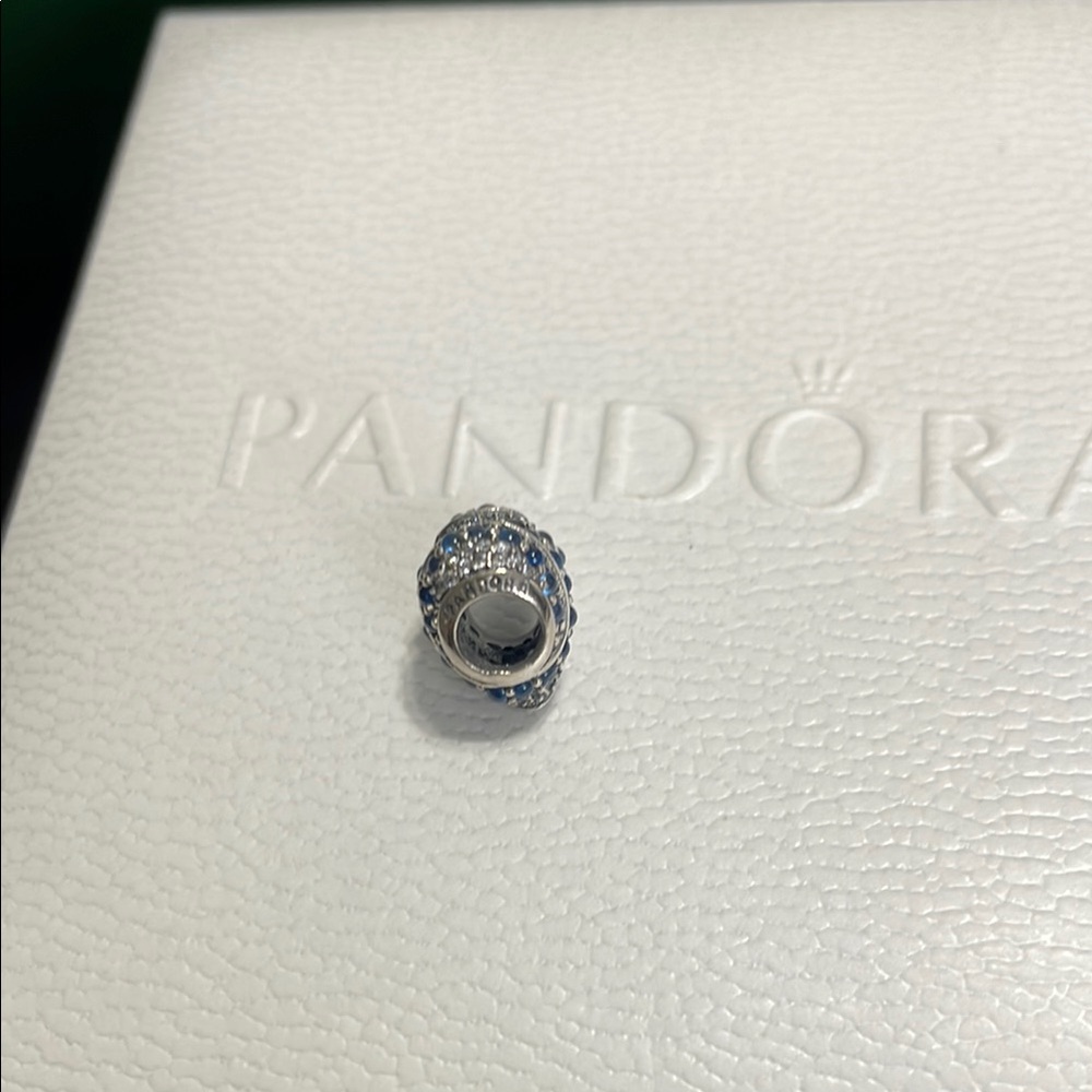 Pandora Waterfall Blue Ocean Heart Charm - Picture 5 of 6